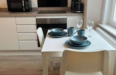 1 Bed Room Flat Close to seafront - Photo 2