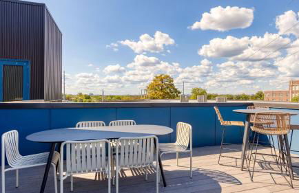 36 Guests on Music Row Bachelorette Suites Glam Room 5 Minutes to Downtown - Foto 39