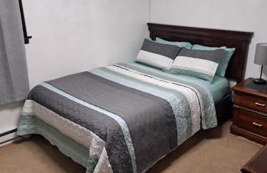 Fun Home in Pocono with Gameroom-Firpit-BBQ Grill-TV and AC in all rooms - Foto 28