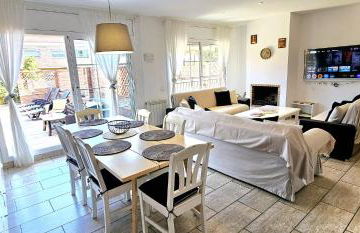 Casa con piscina en costa Barcelona - Photo 17