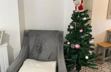 Entire Studio Apartment Private Entrance - Photo 13