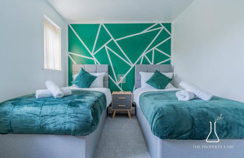 Luxury Birmingham City Centre Townhouse with BALCONY- Sleeps 10 - FREE Parking - Perfect for Contractors, Business Travellers, Families and other Groups - Near Bullring, Newstreet, Selfridges, NEC, NIA & Birmingham airport - Photo 42