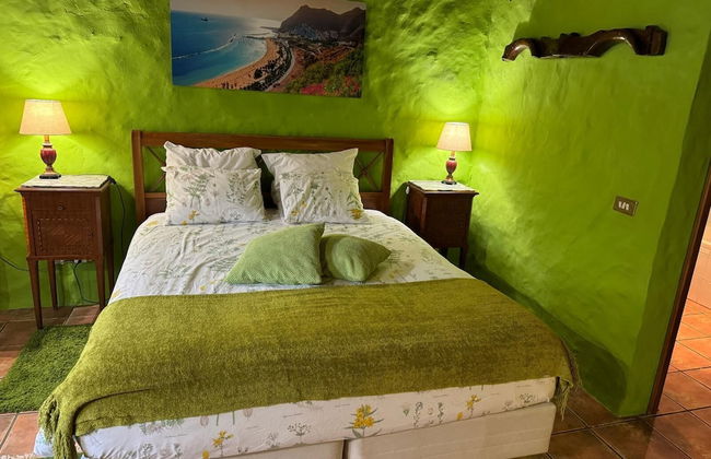 Oasis Hill Botanical Garden - Foto 11