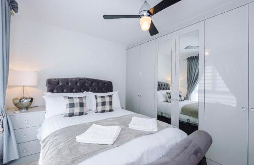 Hasting's House by YourStays - 3 Bedroom House in Stoke-on-Trent - Foto 9