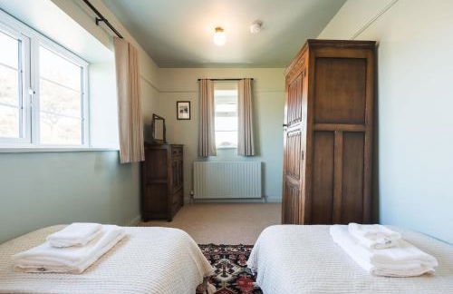 Cliff Top - Panoramic Sea Views with Spa & Hot Tub - Photo 44