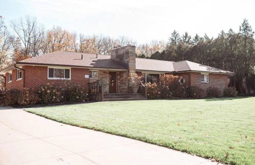 Spacious Five-Bedroom Bliss - Foto 1