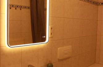 3 Raum Businessapartment in der Kulturhauptstadt 2025 #Kaffeevollautomat #65 Zoll TV mit Surround Soundanlage - Foto 39