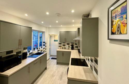 Crow Hill House - Great for Contractors or Family Holidays - Foto 49