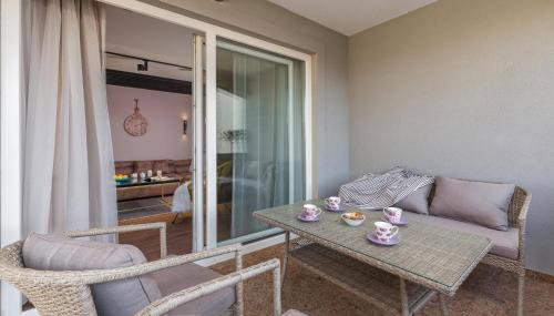 Amazing Home In Mihatovici - Foto 2