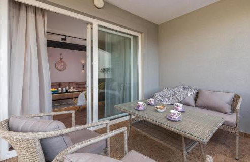 Amazing Home In Mihatovici - Foto 2