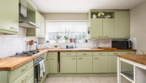 Pass the Keys Stylish Modern 3 bed house with Parking - Foto 4, stove, toaster, Other