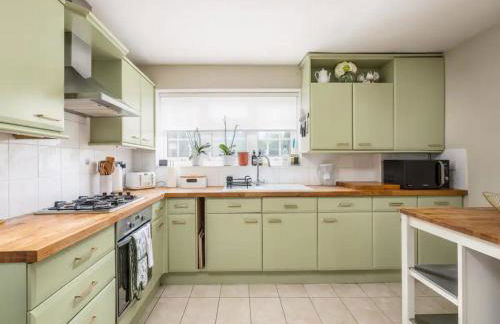 Pass the Keys Stylish Modern 3 bed house with Parking - Foto 4