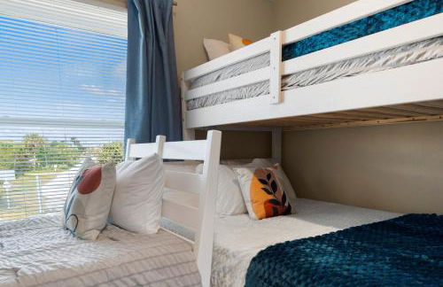 7 beds Nerf Wall Arcade 4 min Walk 2 Beach! - Foto 36