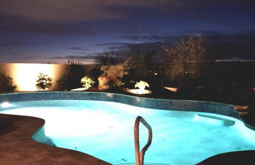 Phoenix Home with heated pool, desert views & hot tub - Foto 9
