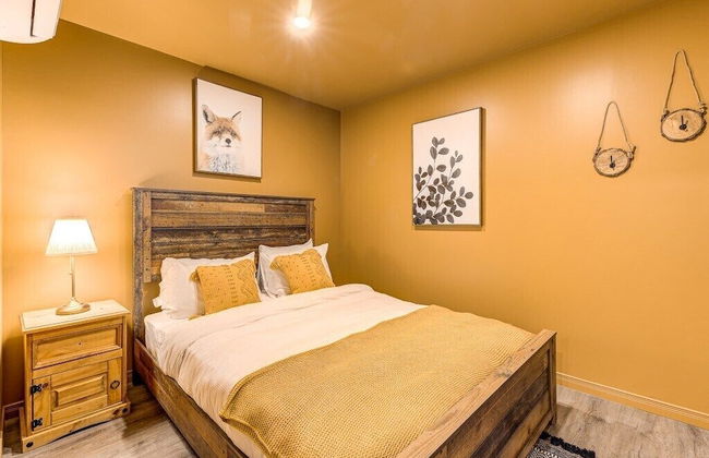 Two bedroom Escape in Old Quebec - Photo 2