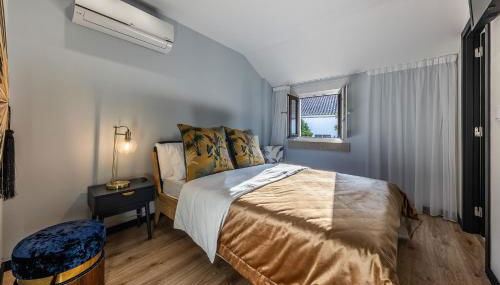 Love Tomar - Photo 2