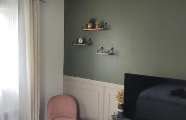 Chic Studio Roberta à Tours - Parking gratuit, Gare de Tours et St-Pierre-des-Corps TGV & Parc Expo - Foto 10