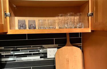 Holyoke House Oasis - Fast Wifi, Spacious, Quiet Neighborhood - Foto 2