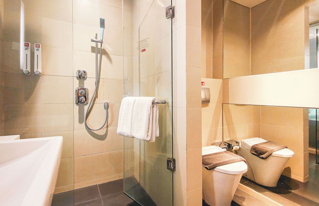 Ra Premiere Simatupang - Foto 39