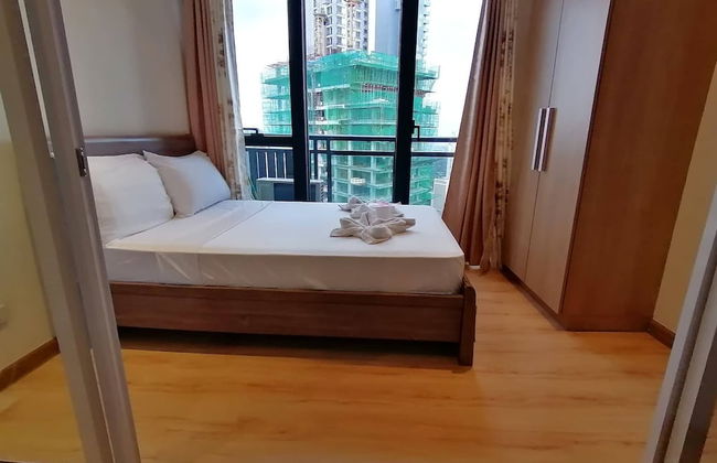 Happy Suites at Knightsbridge Res Makati - Photo 7