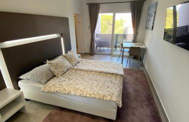 Apartmani Kumenat - Photo 17