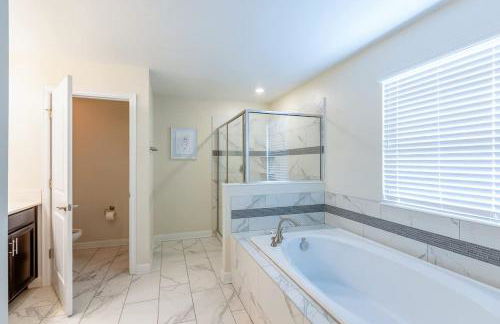 Stunning 6BR Lakeview at Storey Lake next to Disney - 2929 - Foto 60