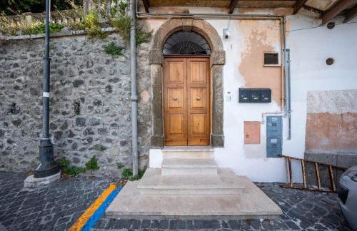 Al Belvedere A cozy with hills and village view - Foto 3