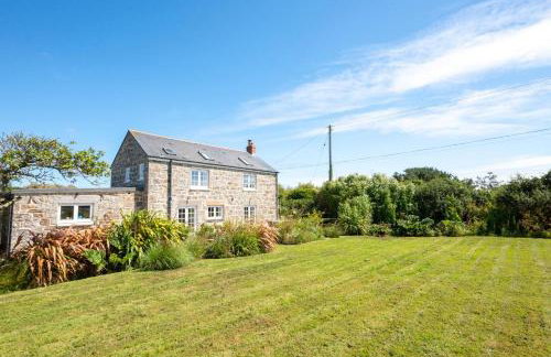 3 Bed in Mousehole oc-kemyel - Photo 2