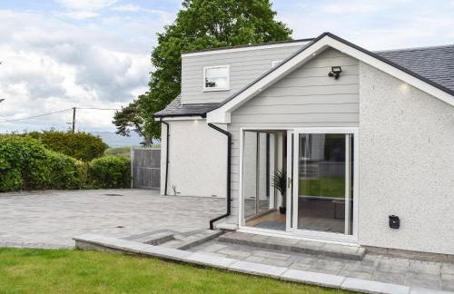 The Wee White Cottage - Photo 2