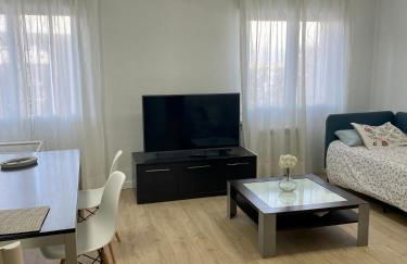 1 linea de playa puerto deportivo Vistas al mar recién reformado - Photo 15