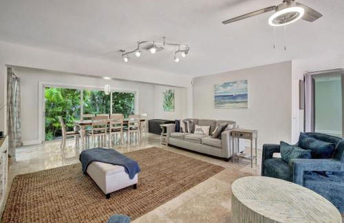 Stylish 2br 3ba with Heated Pool plus Beach Walkable - Foto 27