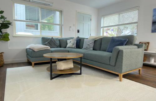 Cozy One-Bedroom Coastal Retreat - Walk to Beach - Foto 9