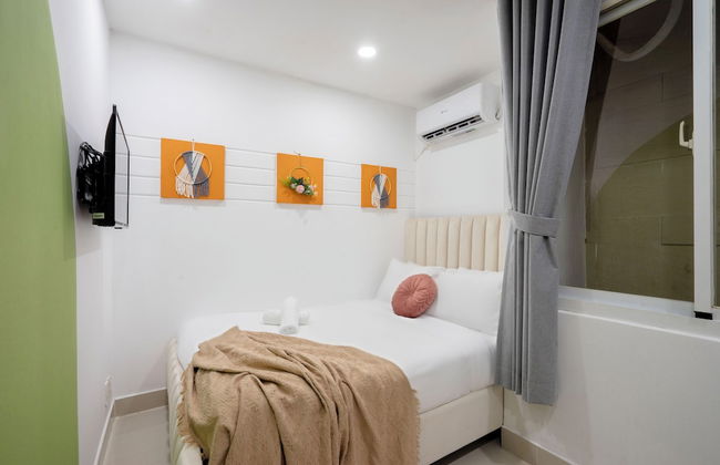 SAZI Church View Home - Free Nails/HairWash - Photo 56