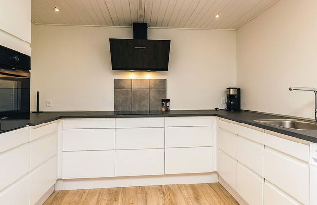 4 Person Holiday Home in Ostervra - Foto 12