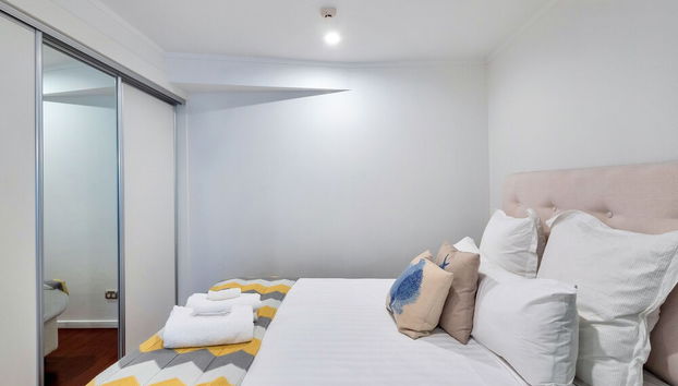 Spacious 2 Bedroom CBD Apt - Foto 5, Habitación