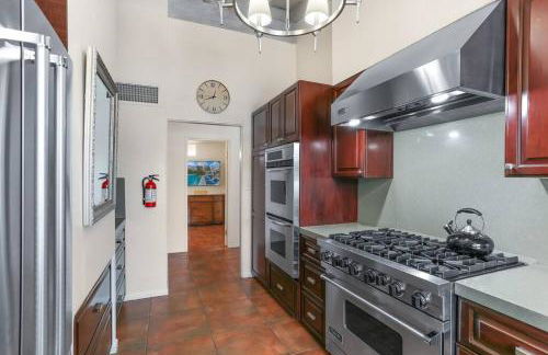 Near Downtown Palm Springs, 7 BD 7 BTH, 80FT Pool, Pickleball - Foto 69