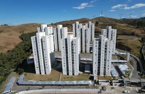 Apartamento moderno, completo e ótima localização - Foto 5