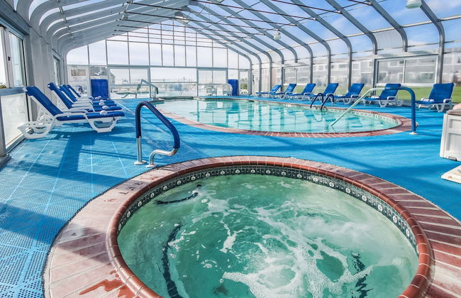 Edgewater Beach Resort, a VRI resort - Photo 25