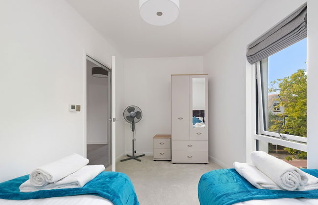 Town Center 2 bed Serviced Apartment 8 - Foto 7