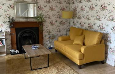 Bryntivy - a cheerful stone cottage close to beach - Foto 22