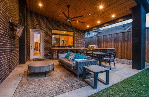 Mod Squad - Photo 23