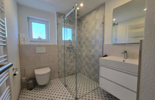 Charmante 3-Schlafzimmer Wohnung mit Garten - Foto 24