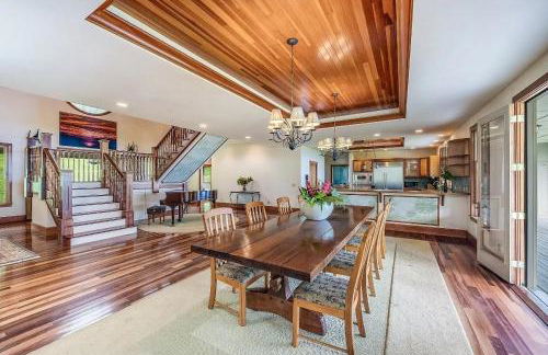 Luxury Oceanview Estate - Photo 1