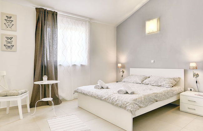 Luxurious Villa with Sauna & Hot Tub in Žminj - Foto 6