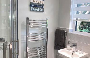 The Hideaway - cosy self-contained studio - Photo 10