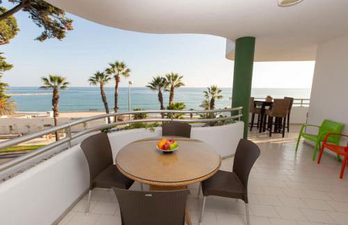 Villa Venecia, Apartamento de Lujo en 1º línea de playa + parking - Photo 6