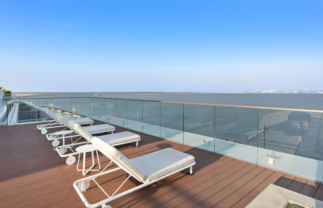 WelHome - Seaside Serenity: Spacious 1 BR in Maritime City - Photo 27