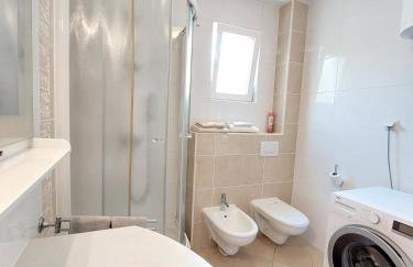 Charmy Apartments with Pool - Foto 12