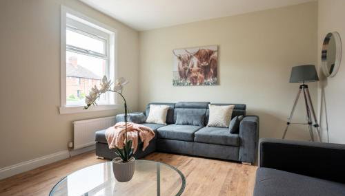 Pinkerton House - Photo 2