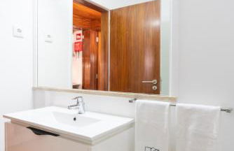 Carcavelos Beach & Business by The Portuguese Butler - Photo 8